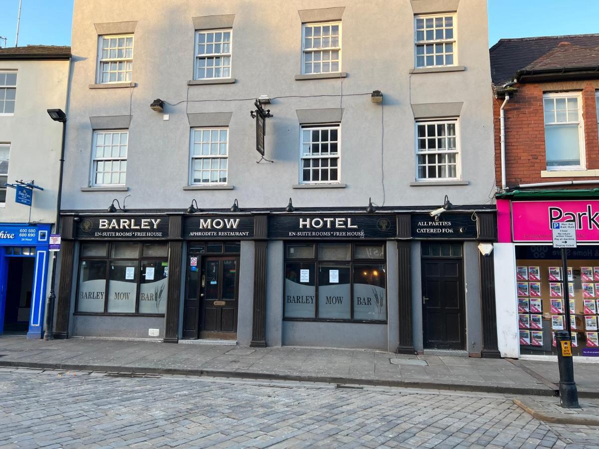 Barley Mow Hotel Понтифракт Екстериор снимка